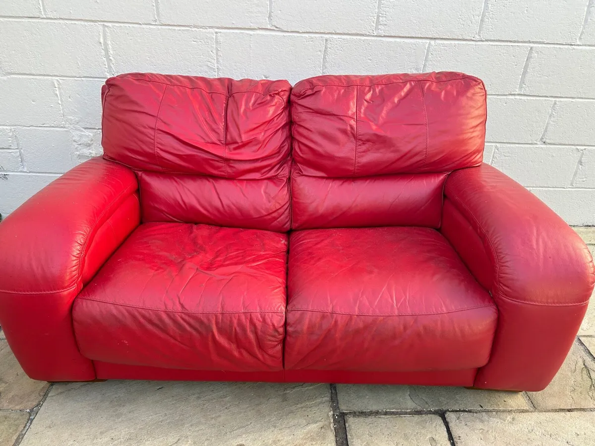 Couch - Image 2