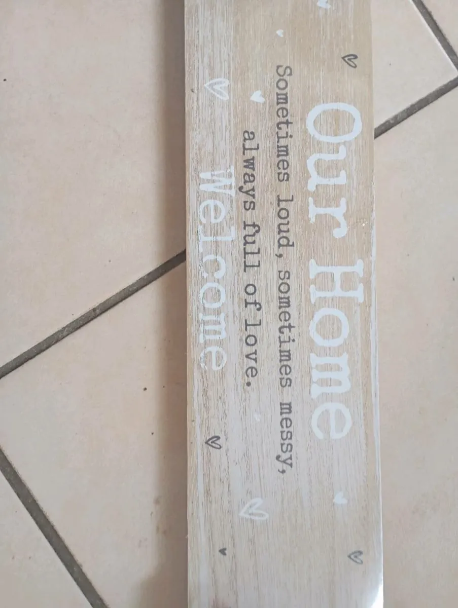 Welcome sign, for hallway - Image 2