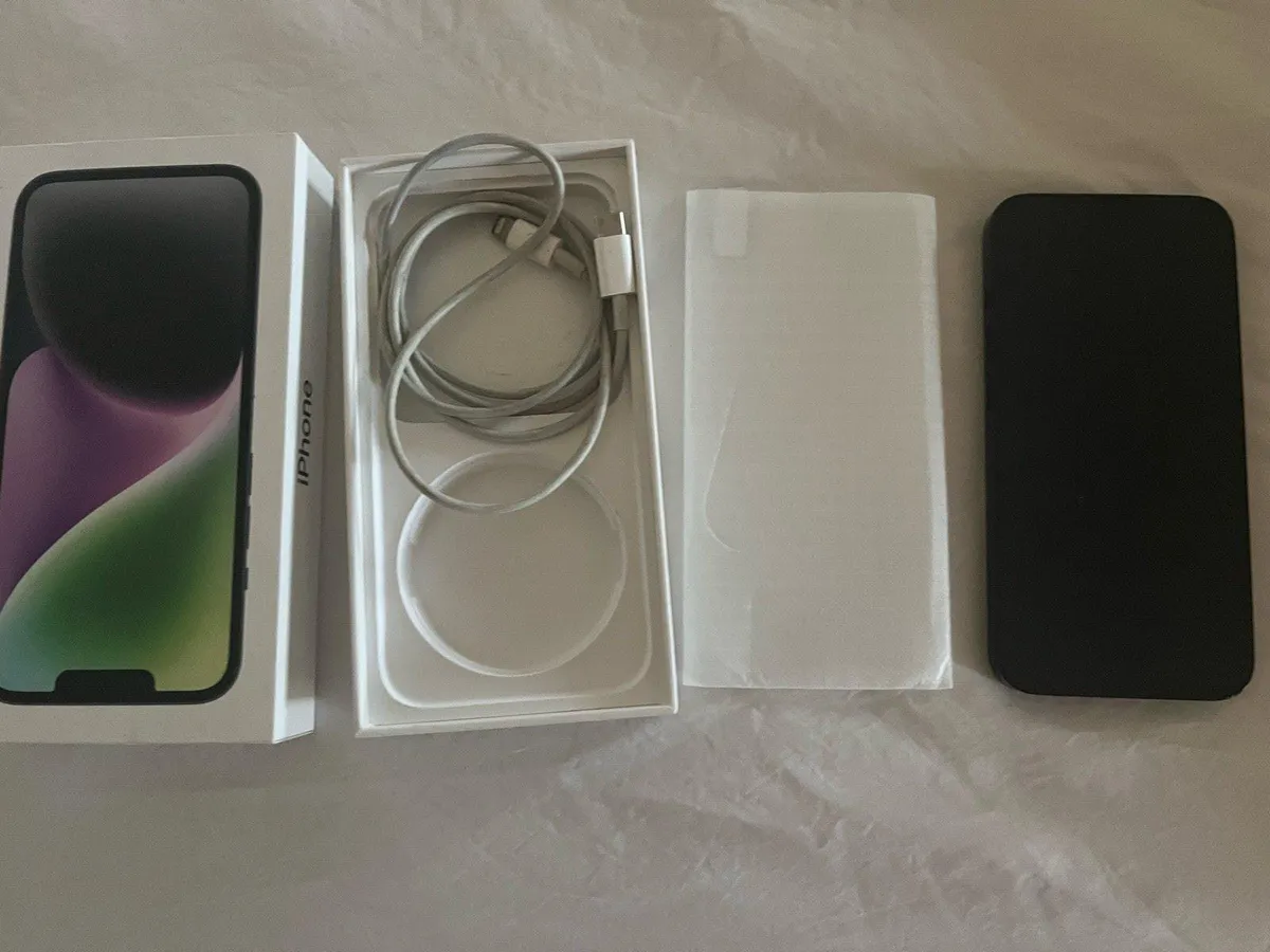 iPhone 14 - Image 1