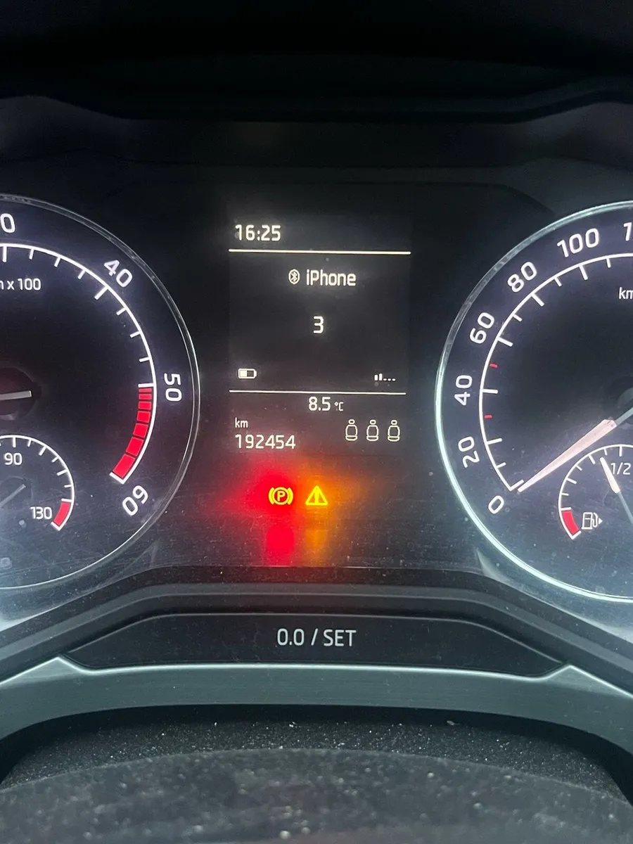Skoda superb - Image 1