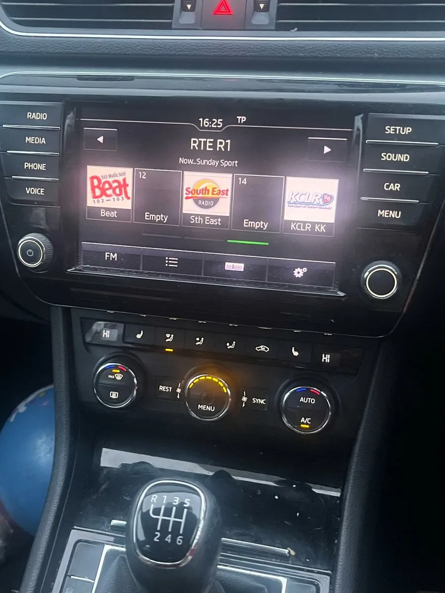 Skoda superb - Image 2