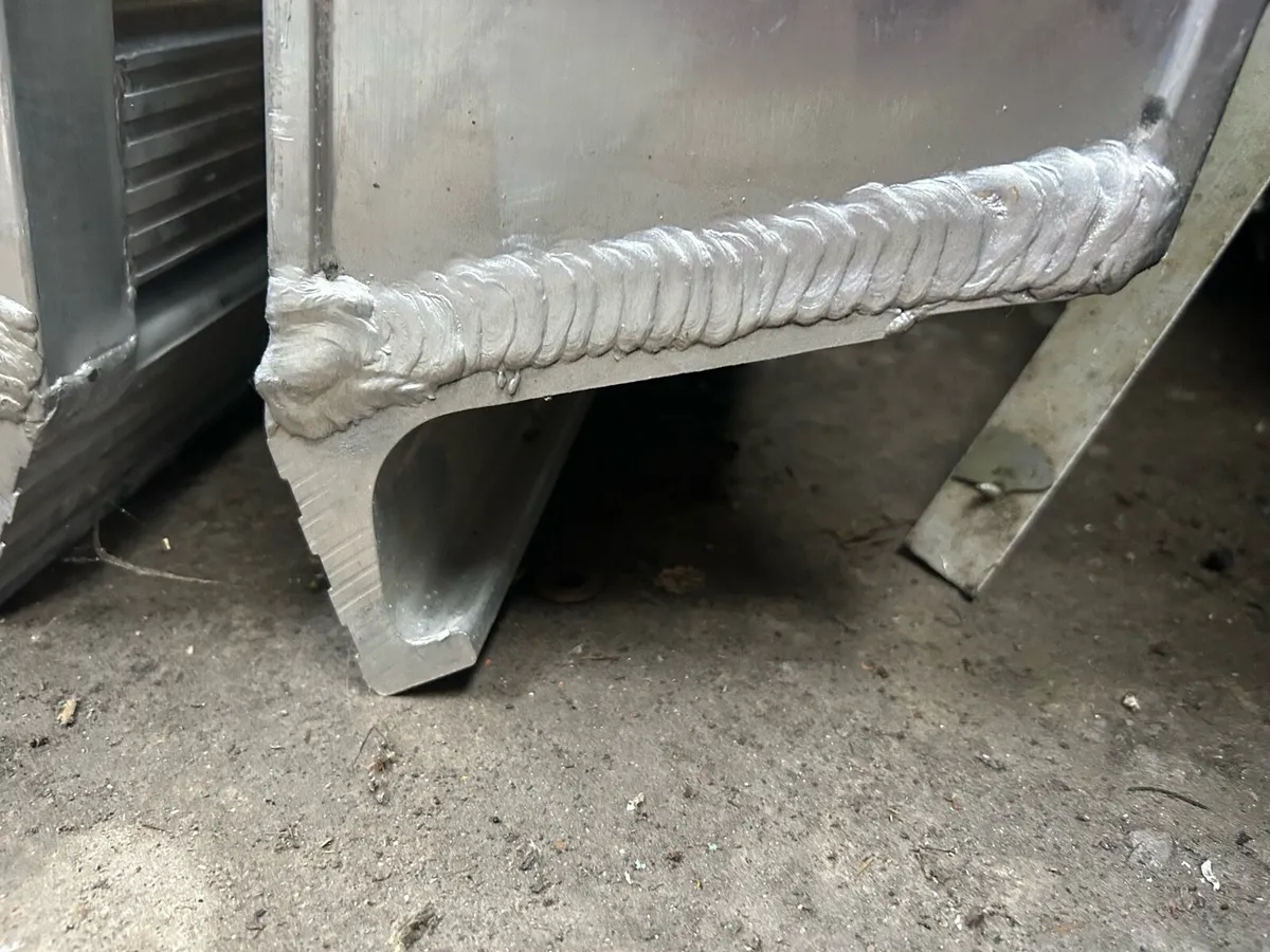 2.5 meter  Aluminium Loading Ramps 12 ton Capacity - Image 4