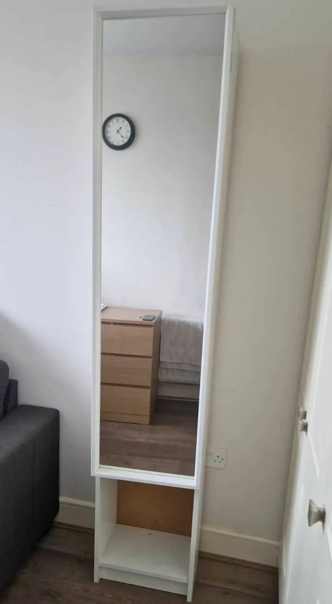 White cabinet with mirror - Image 2