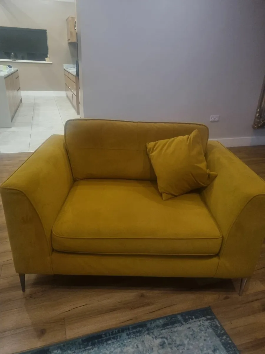 Sofa - Image 2