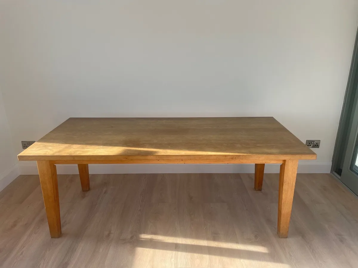 Solid oak kitchen table - Image 3