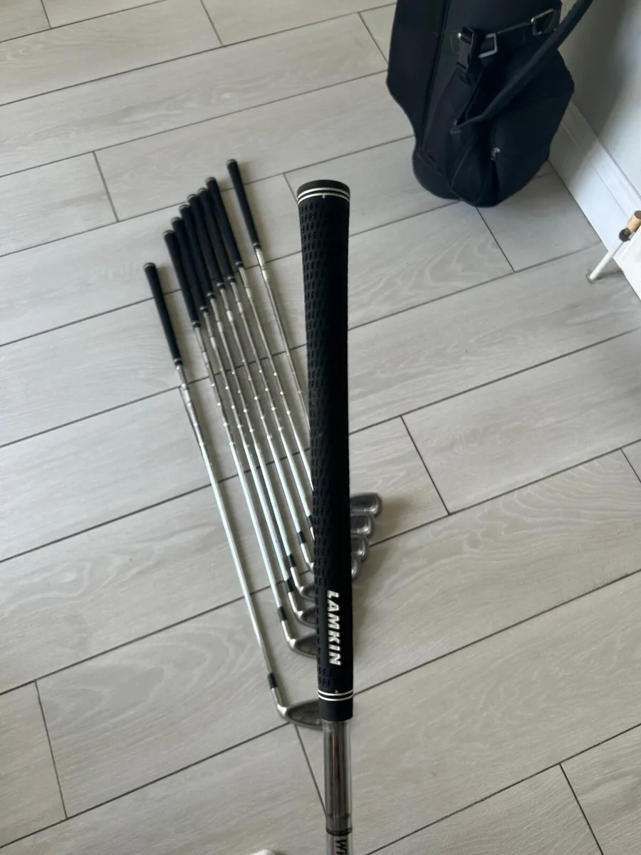 *Price negotiable* mizuno Wedges and 3-9 irons - Image 4