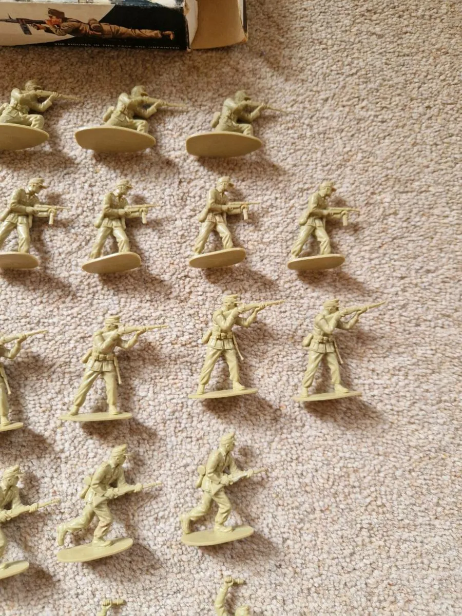 Vintage Airfix German WW2 Africa Korp Soldiers 1.3 - Image 4