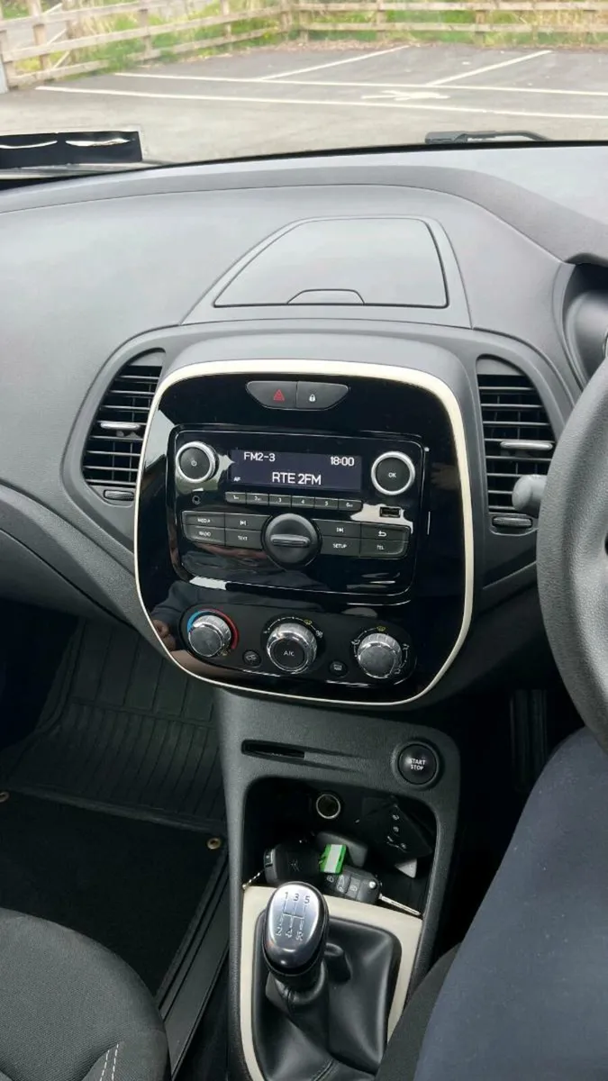 Renault Captur New NCT 05/27 - Image 3