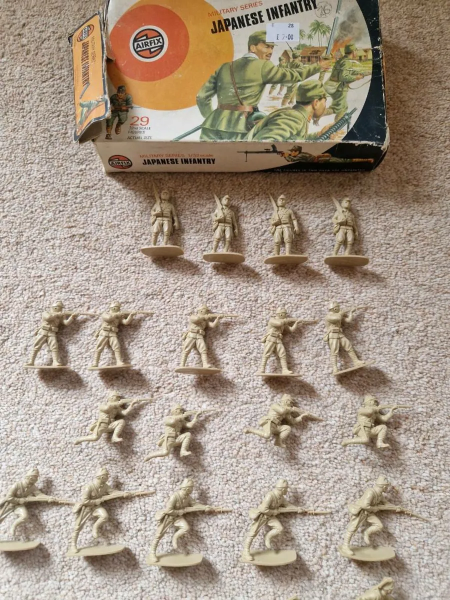 Vintage Airfix Japanese WW2 Soldiers 1.32 - Image 4