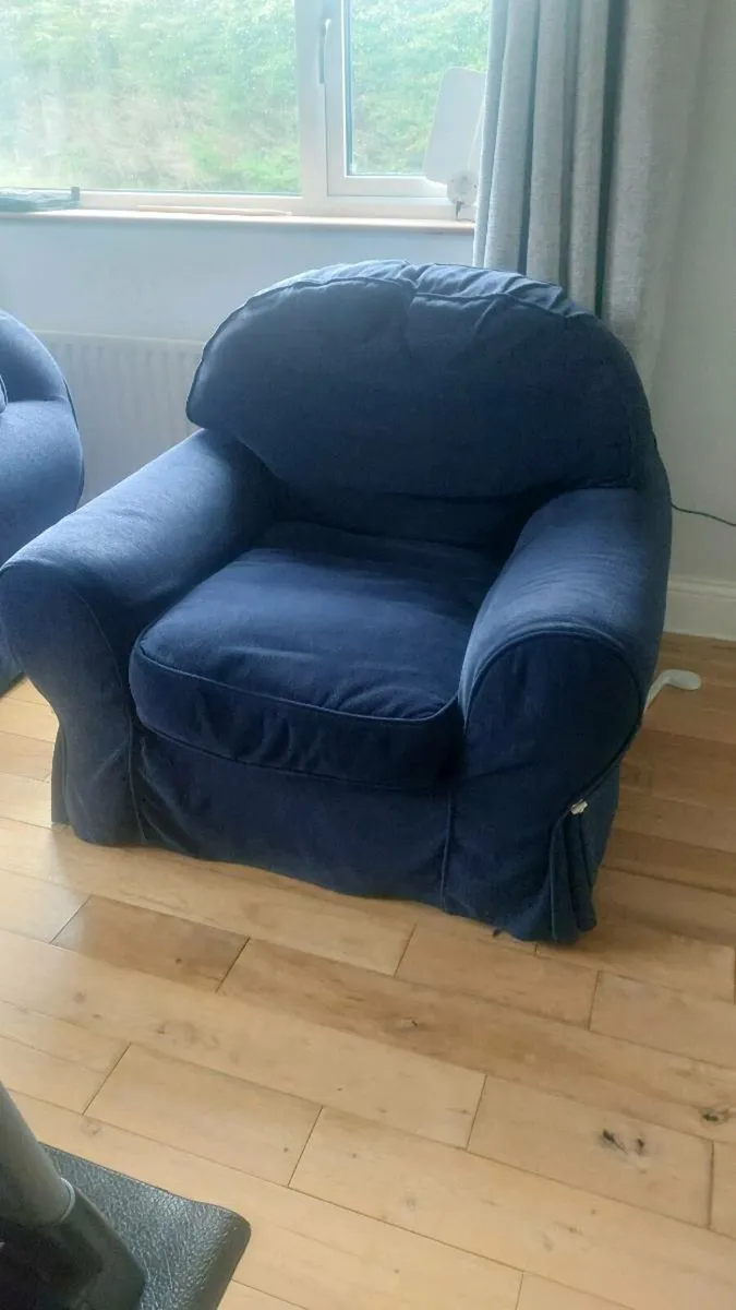 3 Piece Suite - Image 3