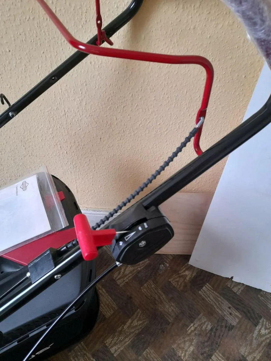 Lawnmower brand new 18"/46cm cutting width SP - Image 2