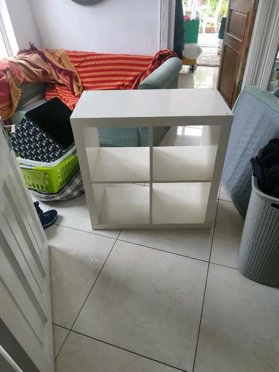 White ikea kallax - Image 1