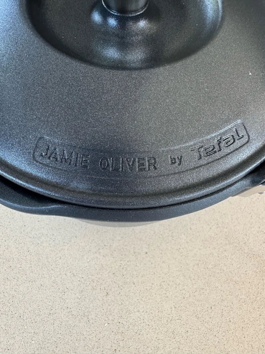 Jamie Oliver tefal sauce pan - Image 4