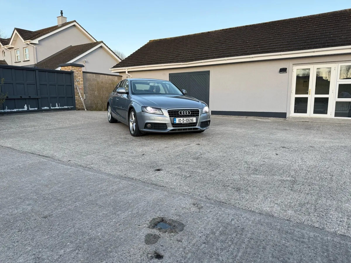 Audi A4 - Image 1