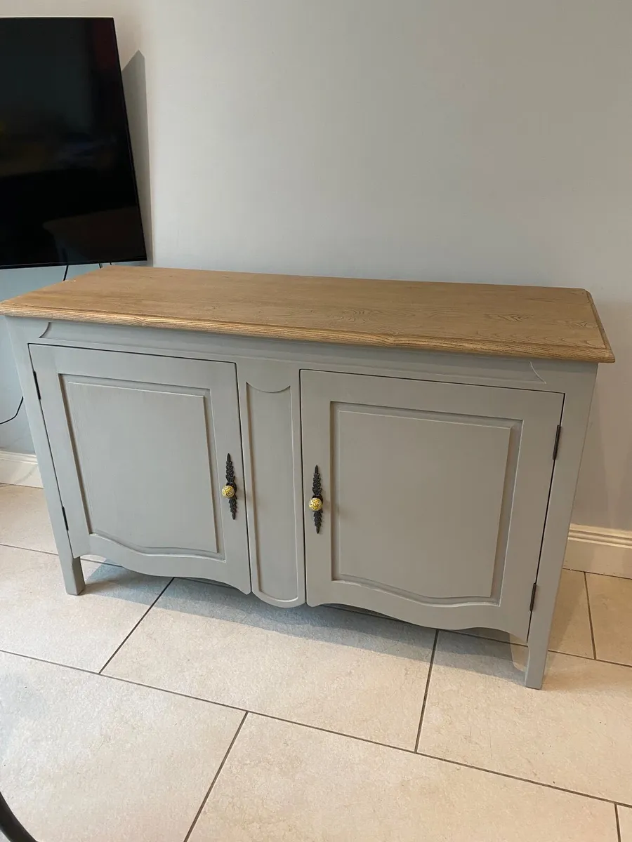 Table, 4 Chairs and Matching Dresser - Image 2