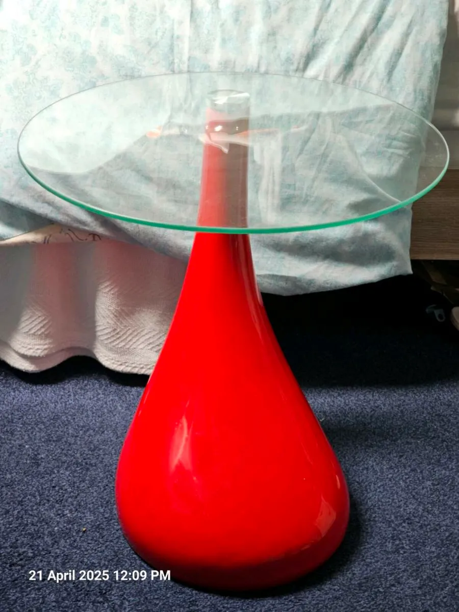Small end table - Image 1