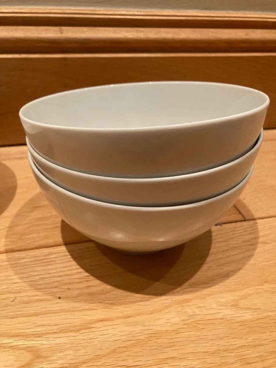 White bowls - Image 2