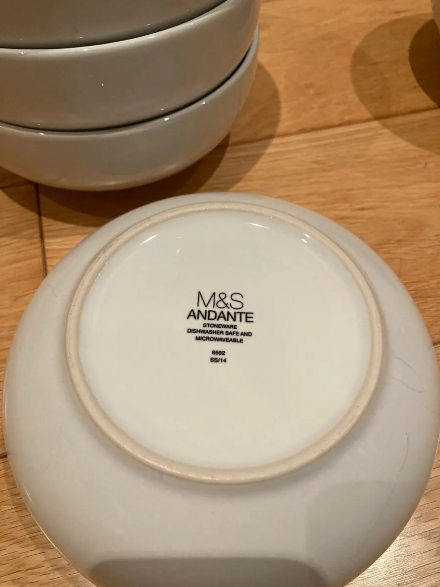 White bowls - Image 4