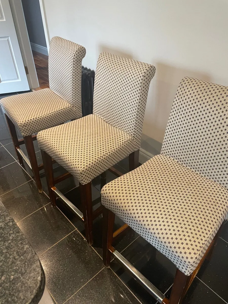 Kitchen stools - Image 1