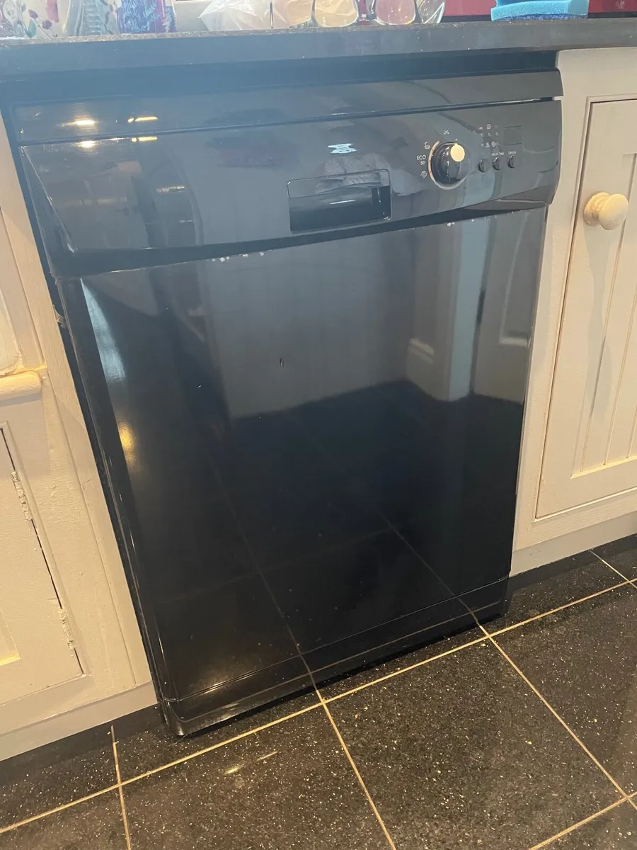 Dishwasher - Image 2