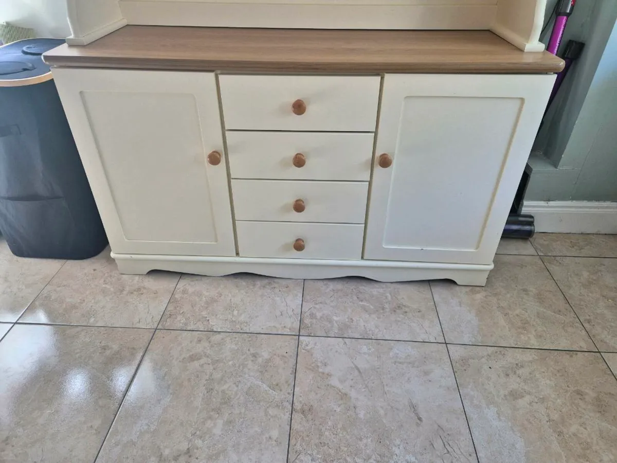Display Cabinet - Image 2