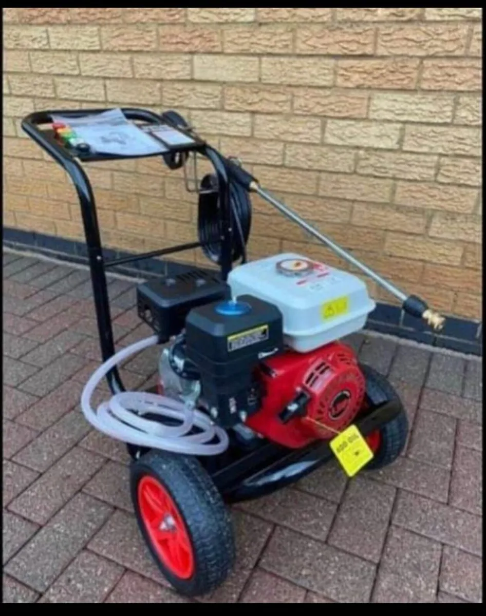 Petrol power washer free - Image 1