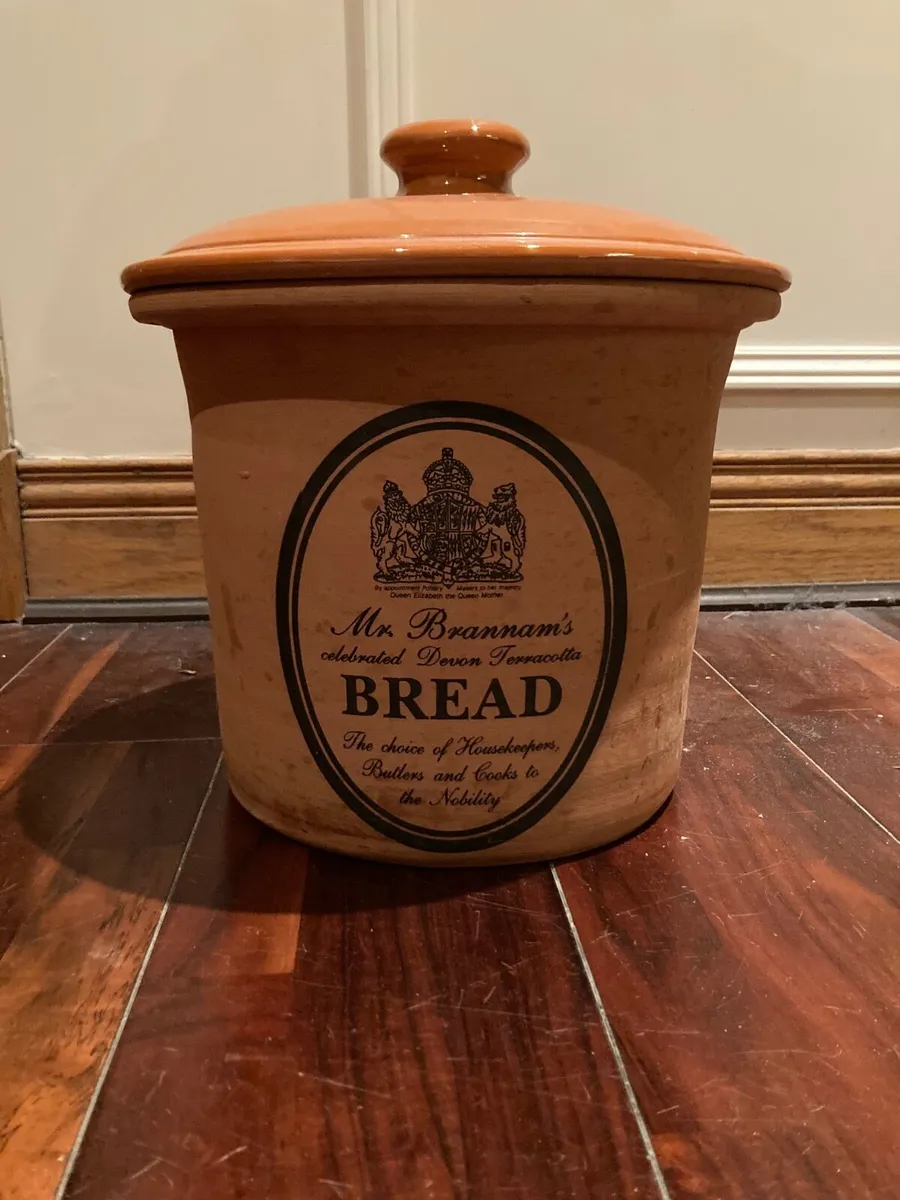 Terracotta Bread Bin - Image 1