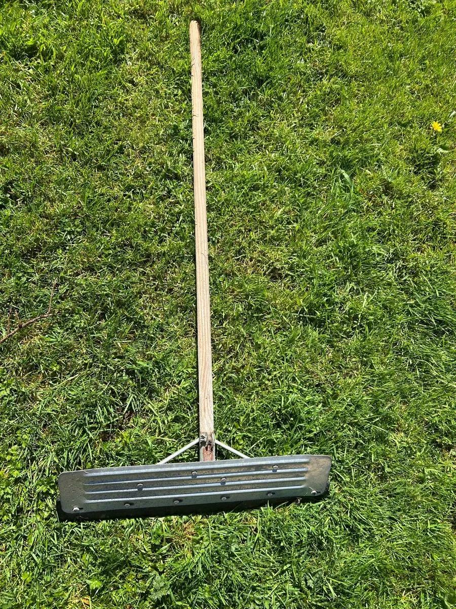 Yard scraper - Image 2