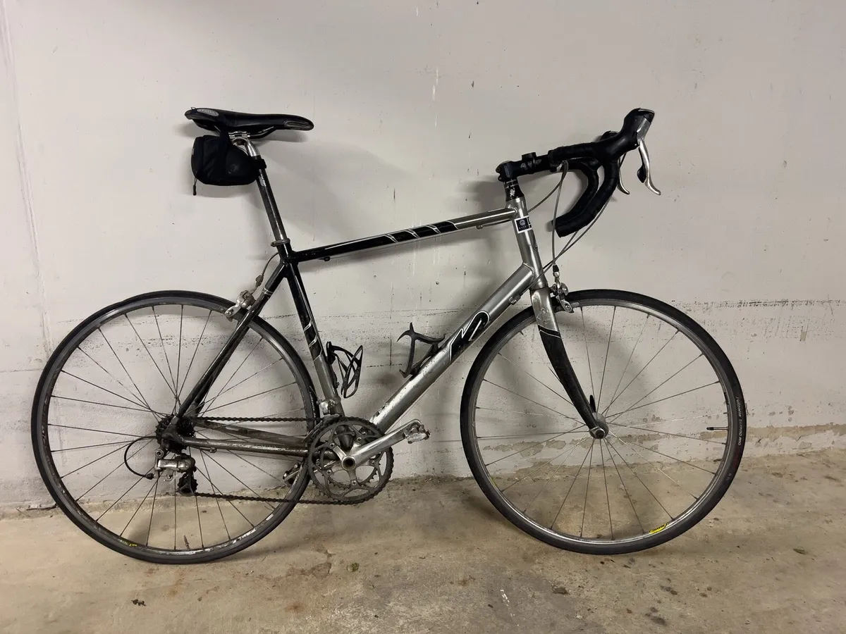 Road Bicyle - Image 1