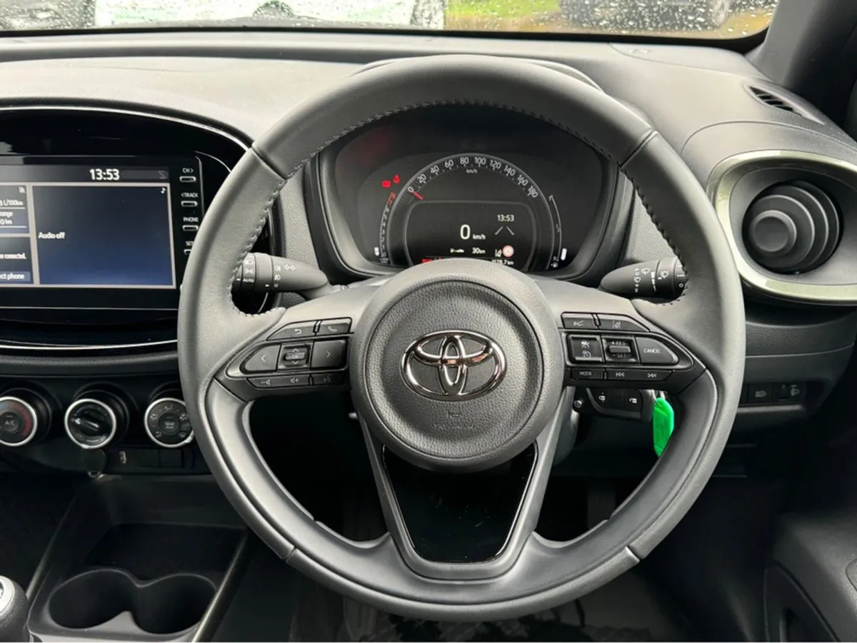 Toyota AYGO X Design Petrol 4DR - Image 4
