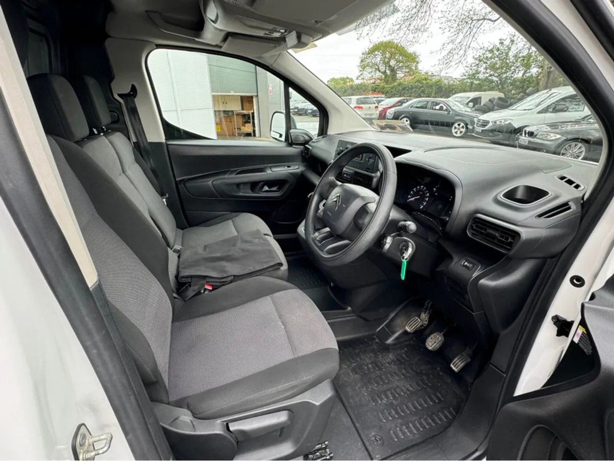 Citroen Berlingo K9 LX 1.5 Bluehdi 75 650KG M 3 - Image 3