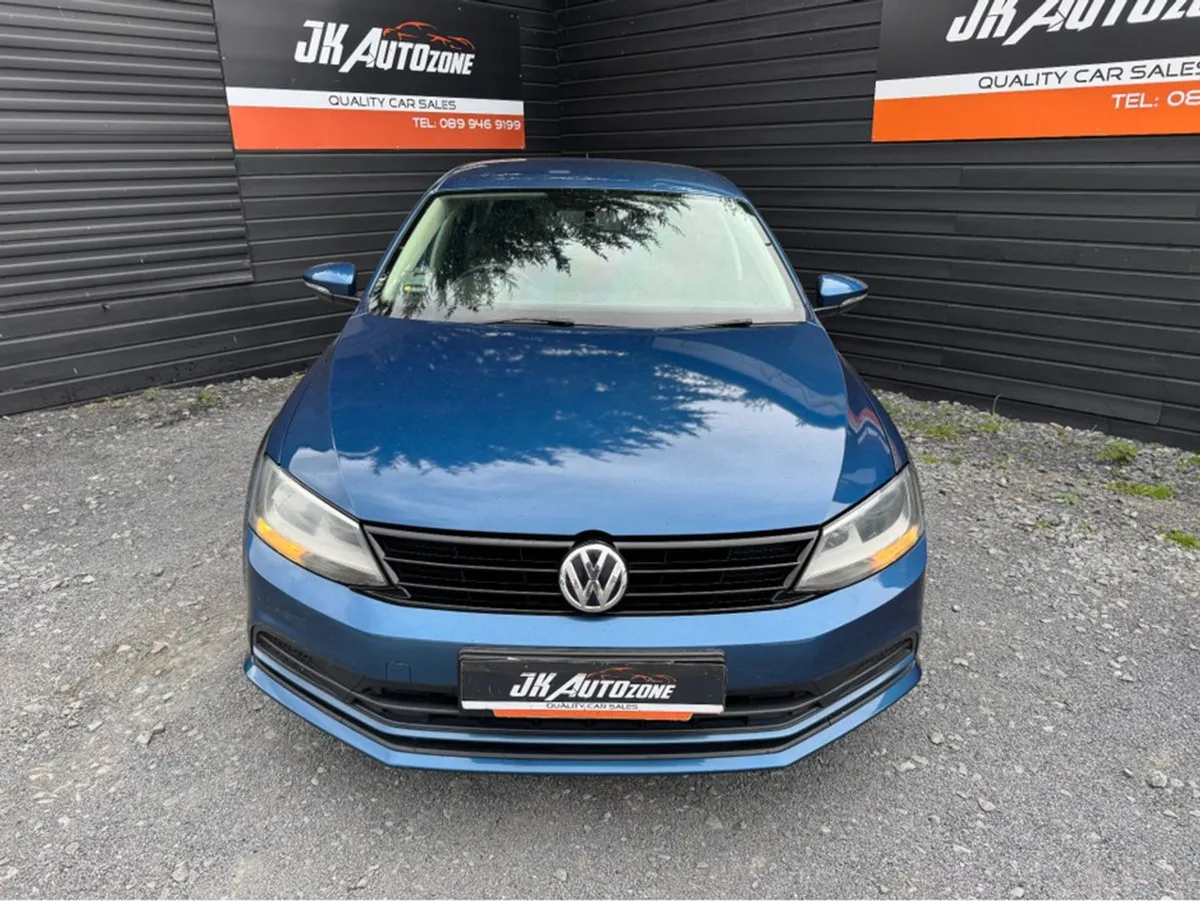 Volkswagen Jetta 1.4 TSI Auto High Spec - Image 2