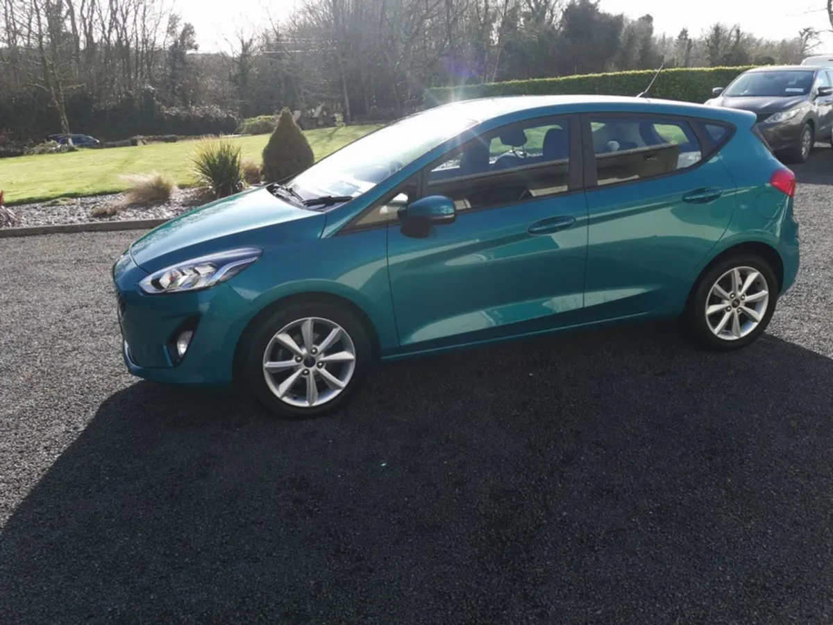 Ford Fiesta Zetec 5DR 1.5 85ps 4DR - Image 4