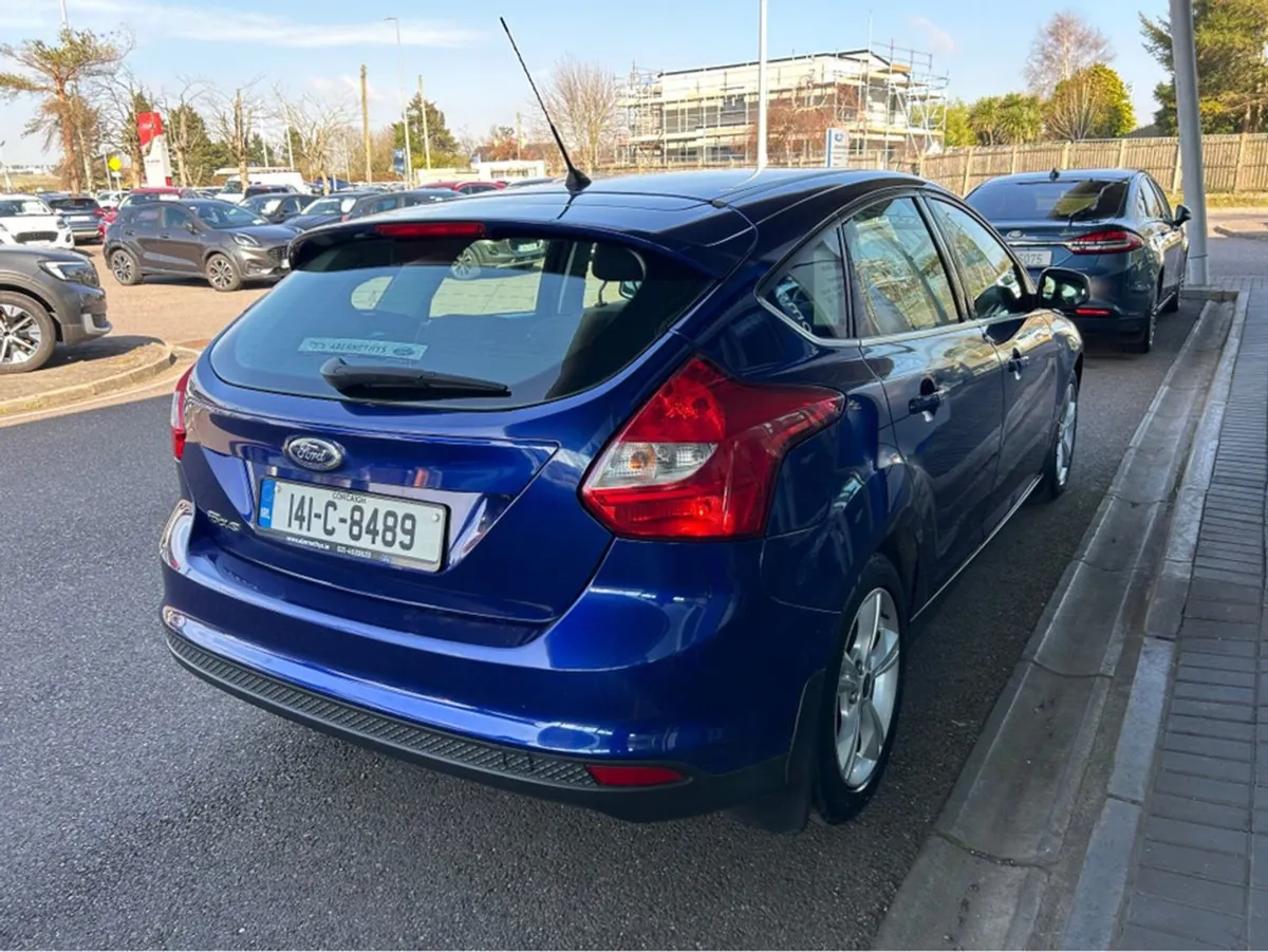 Ford Focus 2014MY Zetec 1.6 Tdci 95ps 4DR - Image 2
