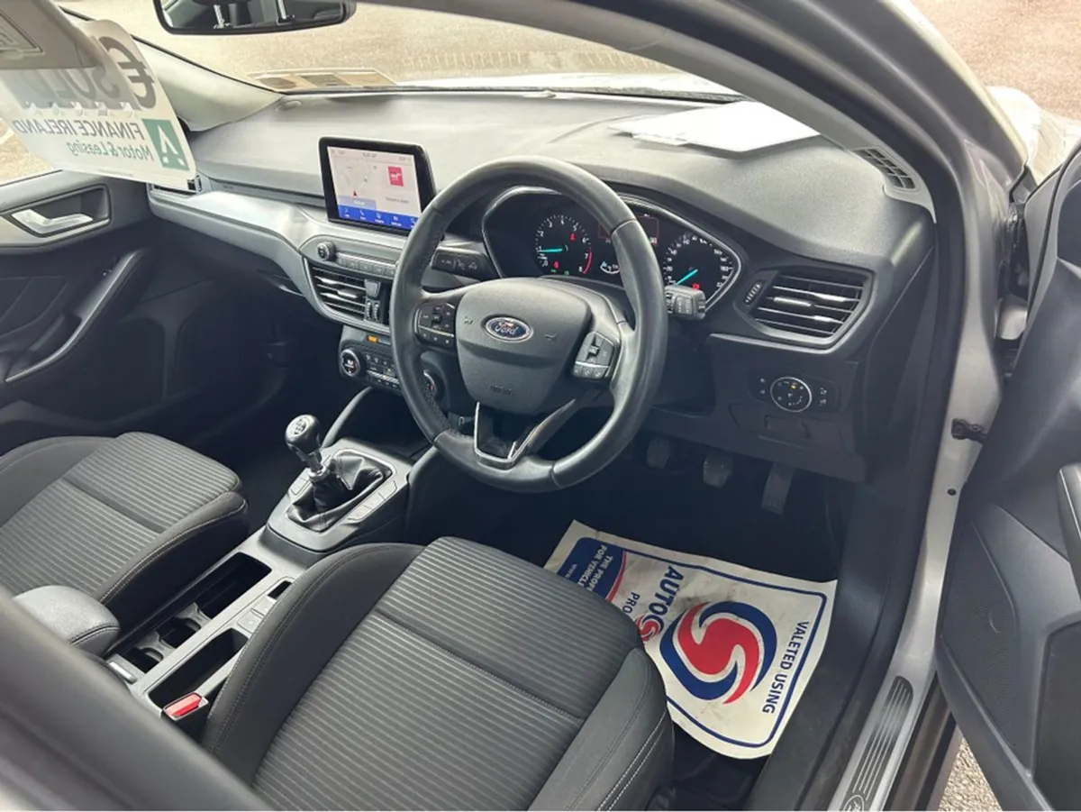 Ford Focus Titanium 5DR 1.0t 125 S6. S6.2 M6 5 - Image 4