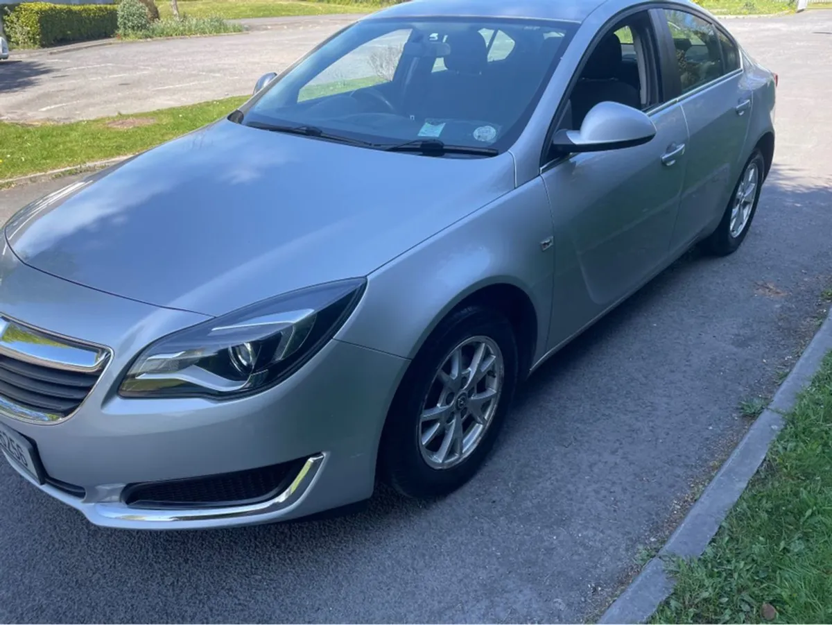Opel Insignia SC 1.4t 4DR - Image 2