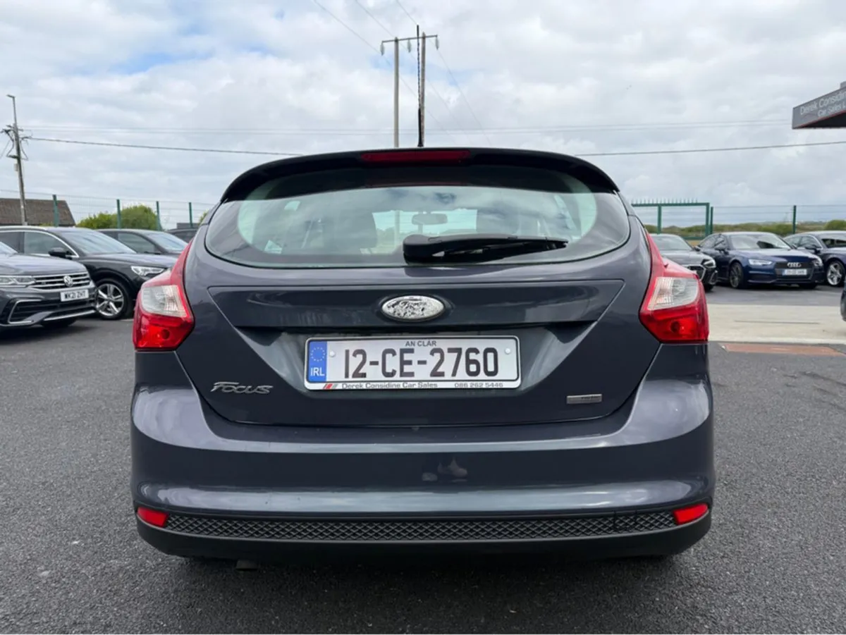 Ford Focus 1.6 Tdci Zetec 113BHP 5DR - Image 4