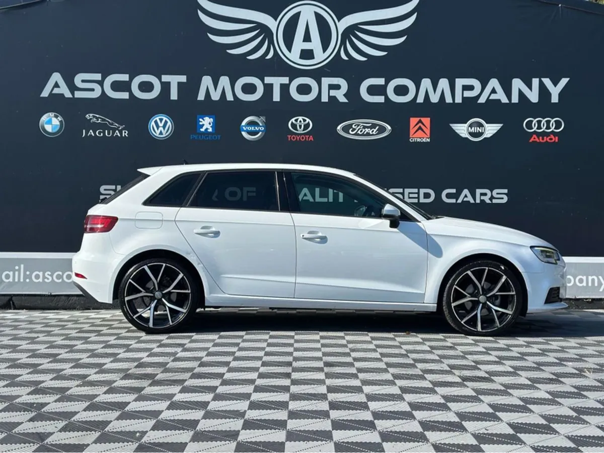 Audi A3 1.6 TDI SE Technik 110PS 5DR Auto - Image 2