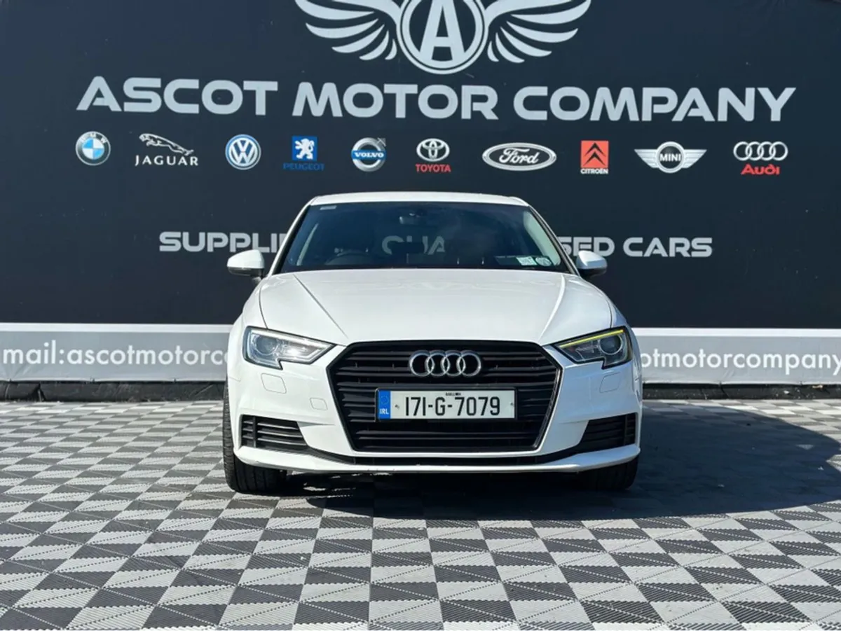 Audi A3 1.6 TDI SE Technik 110PS 5DR Auto - Image 4