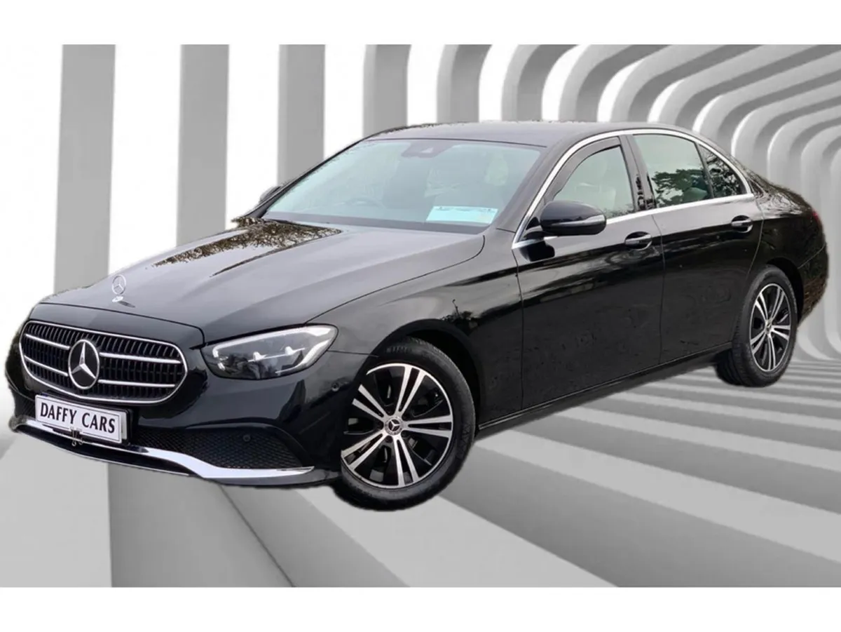 Mercedes-Benz E-Class D E200 4DR Auto - Image 1
