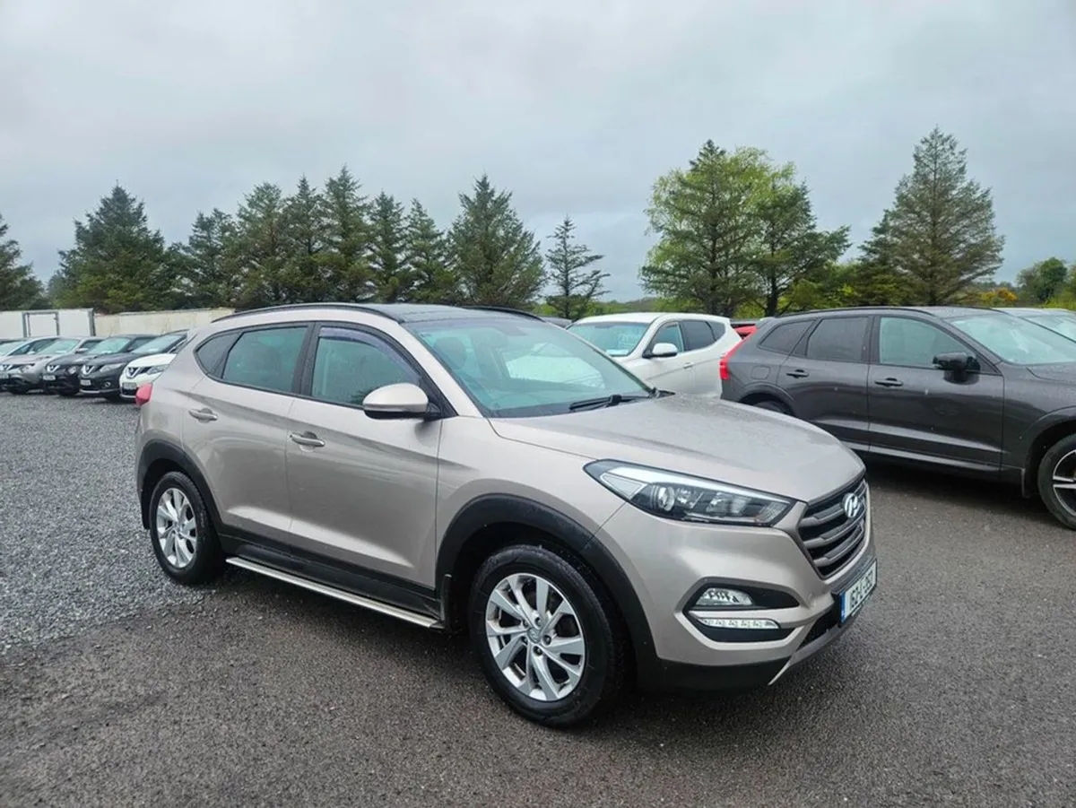 Hyundai Tucson Premium 5DR - Image 1