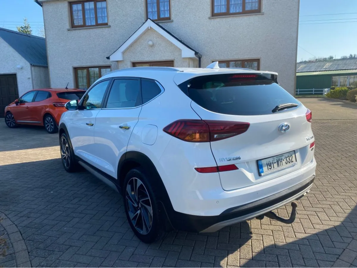 Hyundai Tucson Ix35 Executive Plus 5DR - Image 2