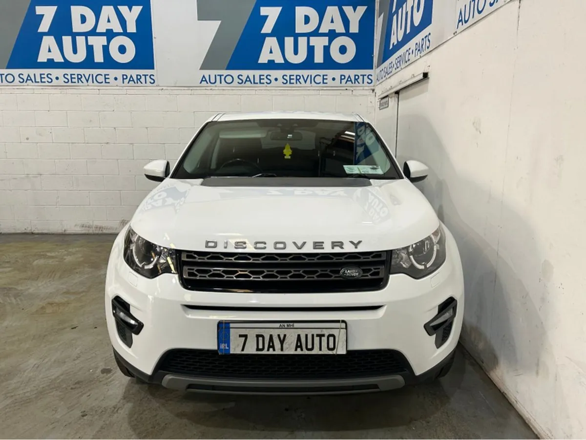 Land Rover Discovery Sport Sport 2.0 ED4 SE 5DR - Image 2