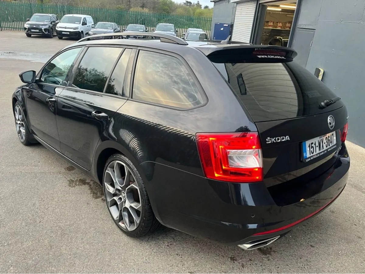 Skoda Octavia 2.0 TDI CR VRS 184PS Estate Very Go - Image 4