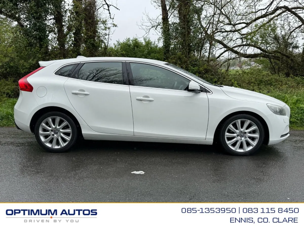 Volvo V40 T4 Automatic 1.6 Petrol - Image 2