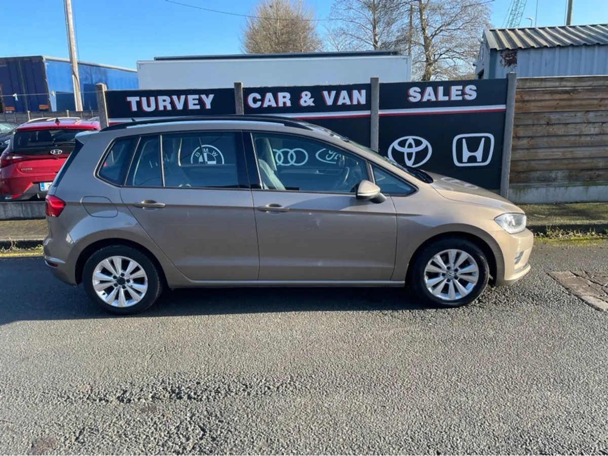 Volkswagen Golf 1.6 TDI SE Bluemotion 105PS 5DR A - Image 3