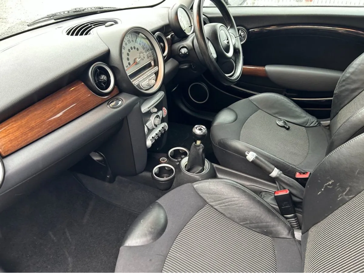 MINI HATCH Cooper//tiny Mls///new NCT Until 2026/ - Image 4