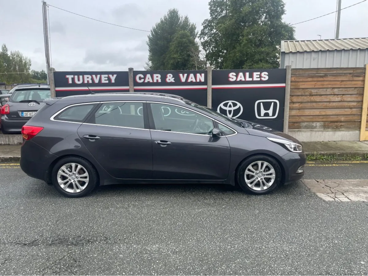 Kia Ceed Cee d 1.6 Crdi 2 Ecodynamics 5 5DR Ecody - Image 3