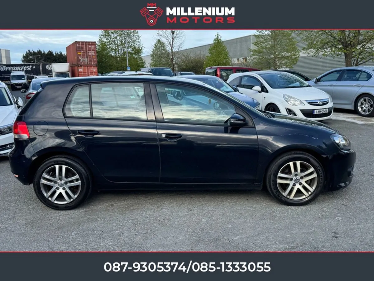 Volkswagen Golf 2010 Volkswagen Golf 1.6 - Image 2