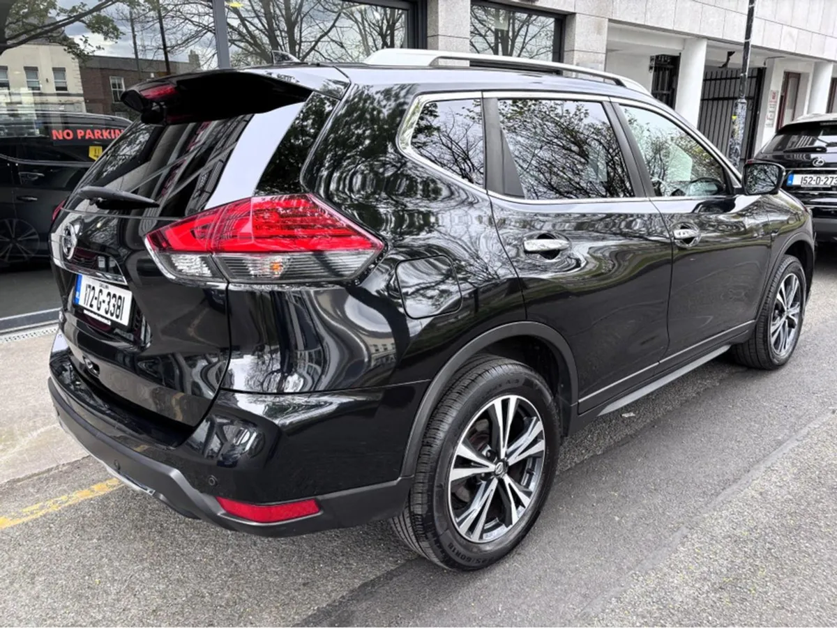 Nissan X-Trail 1.6 DCI N-connecta 130PS 7S 5DR N- - Image 2